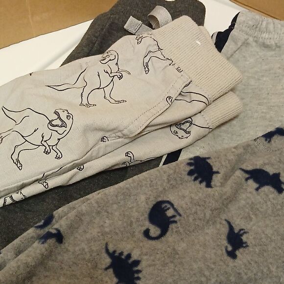 Child of Mine, Carter's, unbranded boys lot of sweatpants,  size 12M EUC - Picture 4 of 4